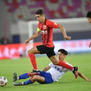 必一运动官网-0射正！海港争冠战遭受碾压 奥斯卡被锁死+失点球