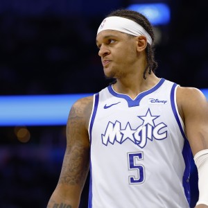 必一运动官网-班凯罗：享受狄龙带来的身体对抗 但这也是我们的比赛方式